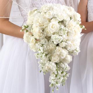 Bridal Teardrop Bouquet